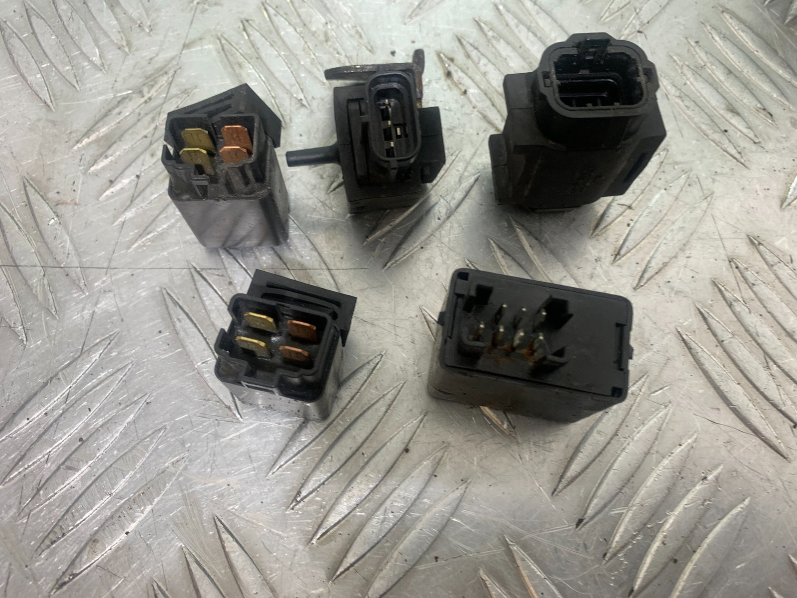 SUZUKI GSF650 GSF 650 RELAYS  YEAR 2007-2009  (CMB1161)