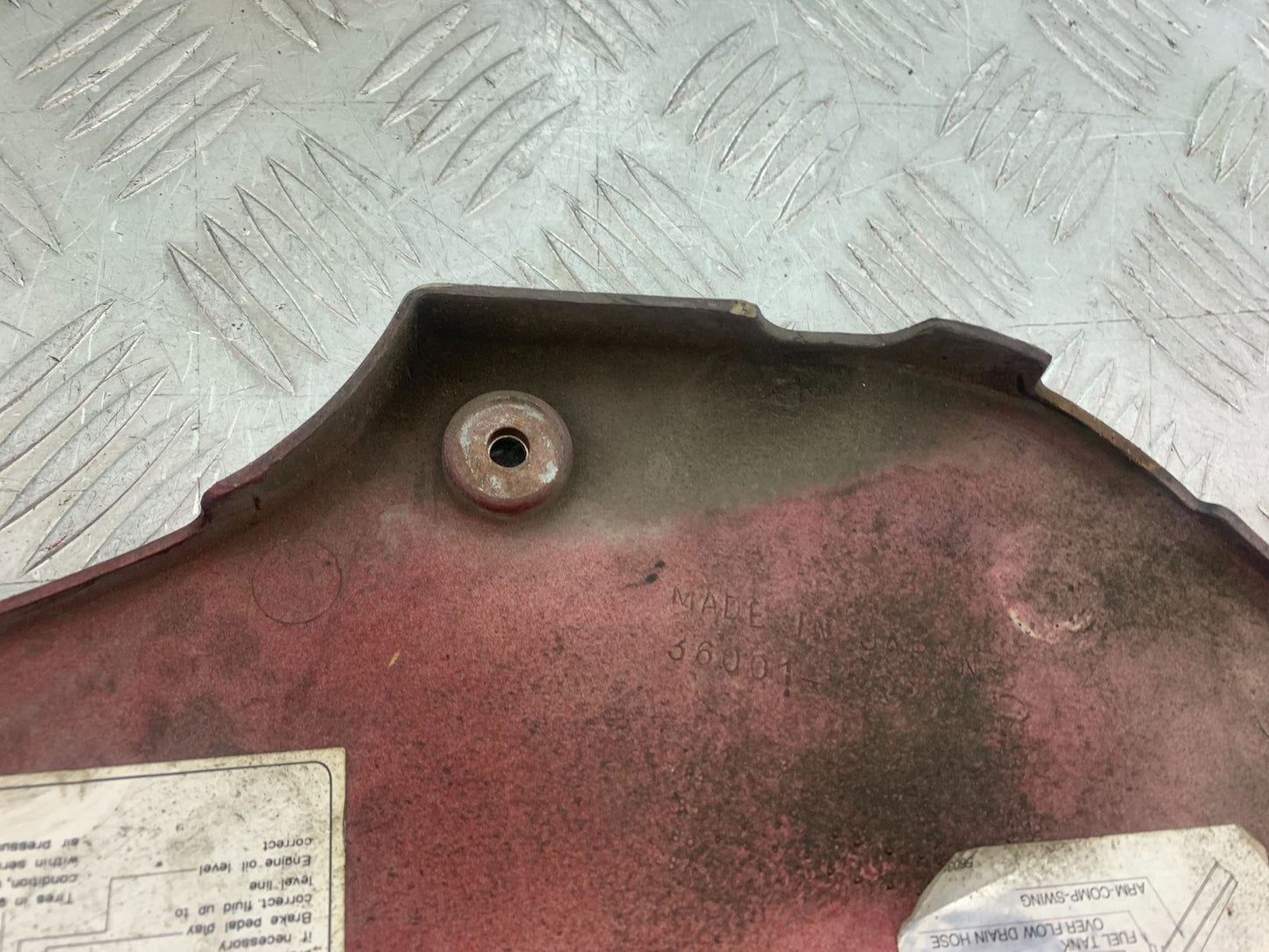 KAWASAKI GPZ600 GPZ 600 RIGHT SEAT PANEL YEAR 1988-90  (CMB1258)