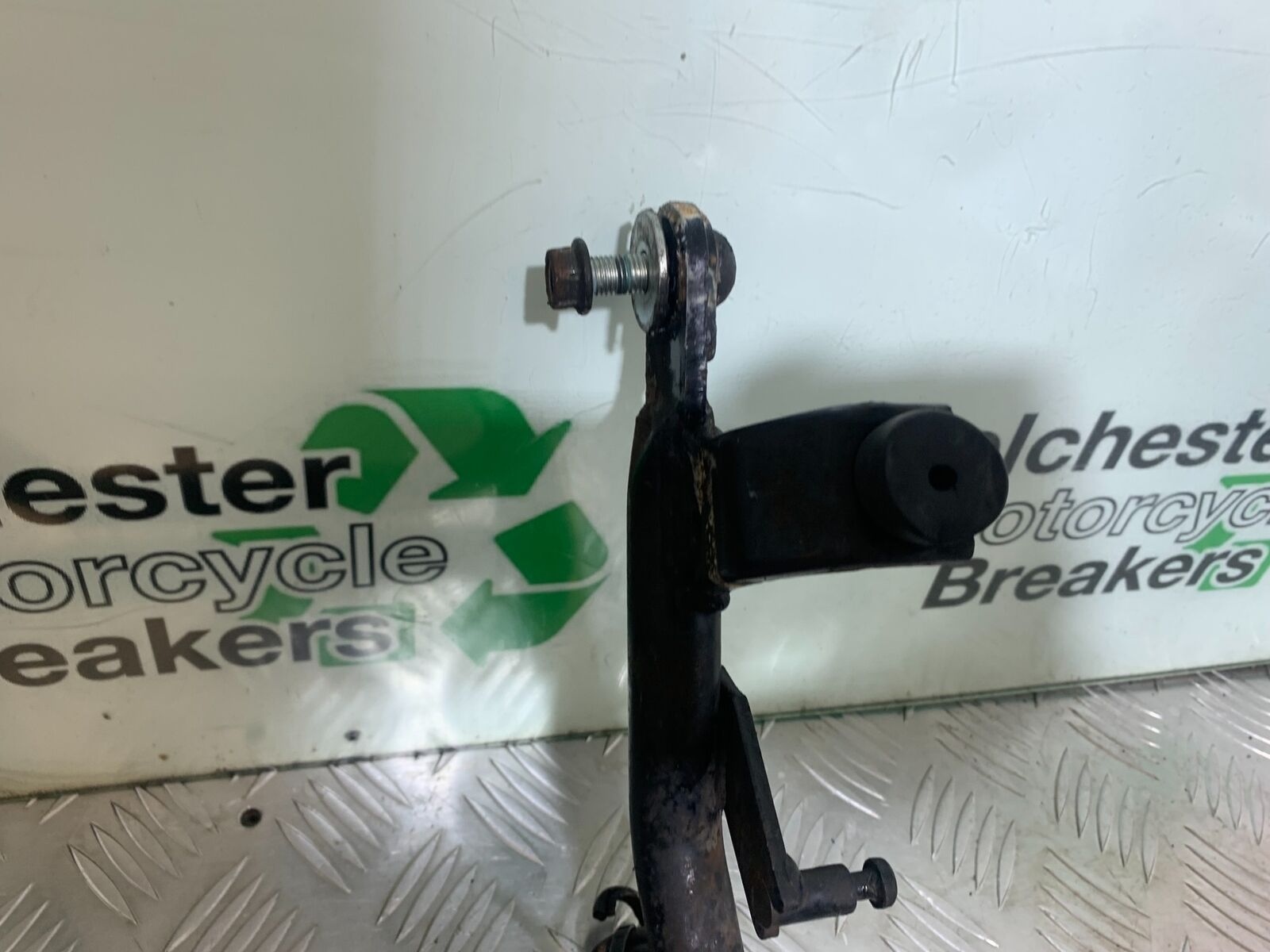 YAMAHA XJ6 XJ6-S CENTER STAND  YEAR 2009-2015  (CMB1070)