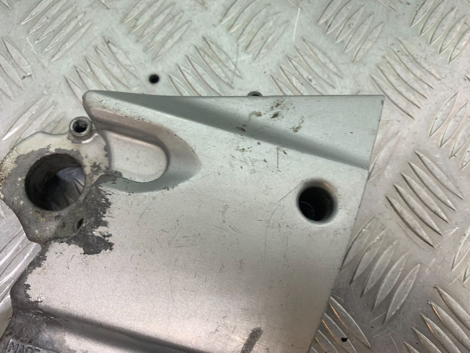YAMAHA XJR1300 XJR 1300 SPROCKET COVER   YEAR 1999-2003 (CMB1055)