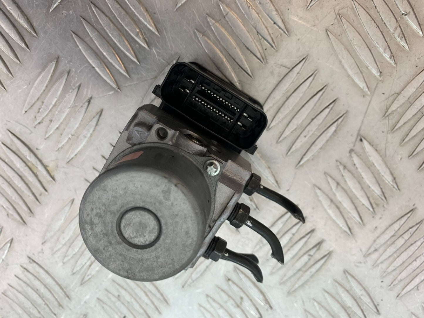 HONDA CB650F CB 650 FA-E ABS PUMP  YEAR 2014-2017 (CMB1065)