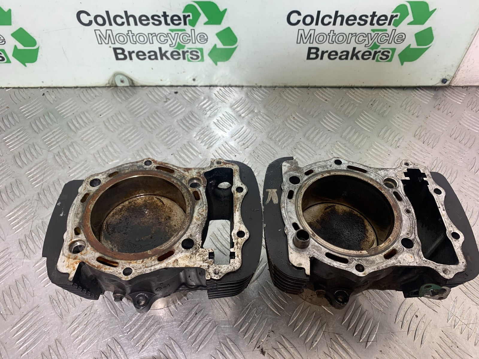 KAWASAKI VN1500 CLASSIC BARRELS AND PISTONS    YEAR 1999 -2006 (CMB1166)