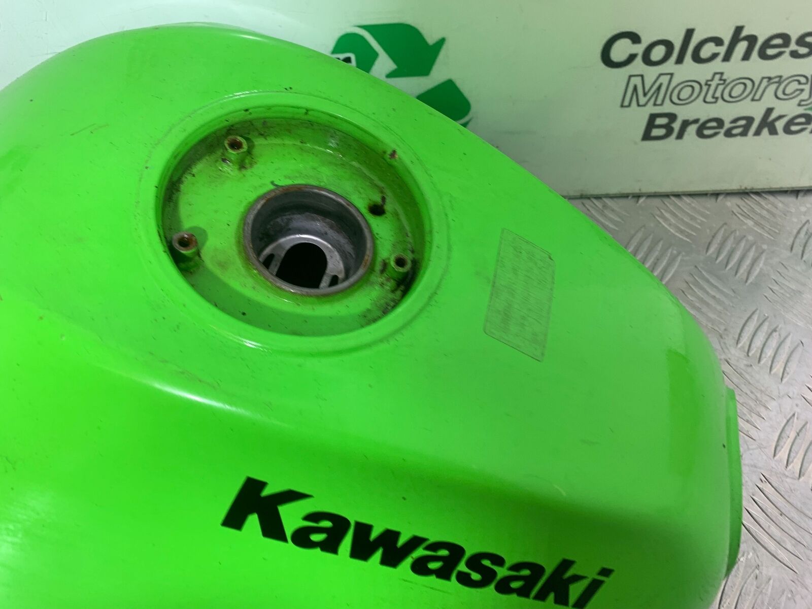 KAWASAKI ER6 F PETROL TANK  YEAR 2005-2008 (CMB1098)