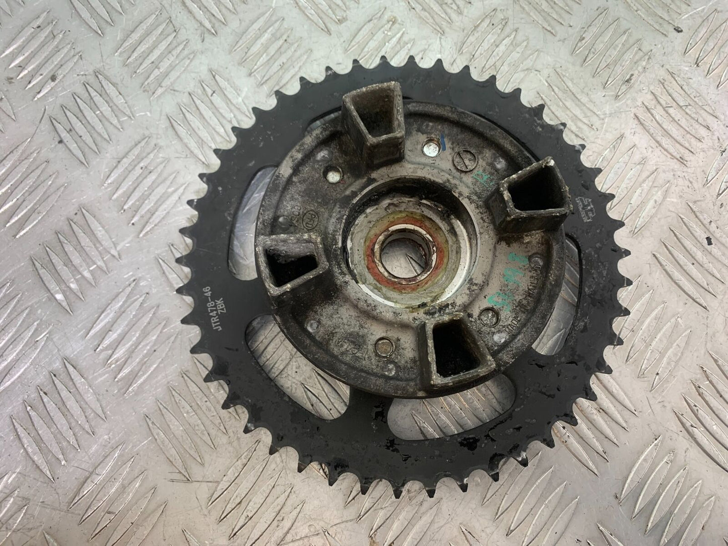 KAWASAKI Z650 ER650 KNFAN SPROCKET CARRIER YEAR 2022-2024 (CMB1112)