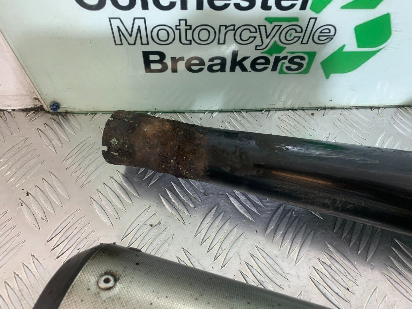 YAMAHA FJ1100 FJ 1100 EXHAUST  YEAR 1984-1985 (CMB1101)