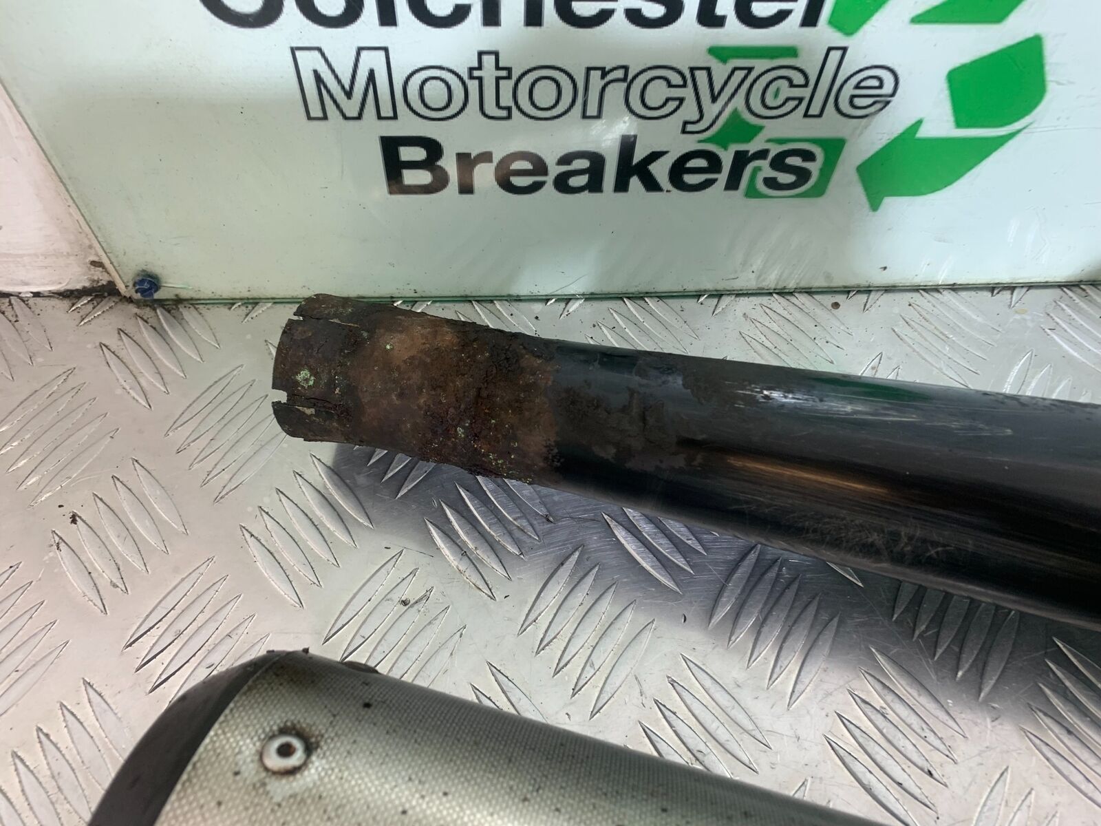 YAMAHA FJ1100 FJ 1100 EXHAUST  YEAR 1984-1985 (CMB1101)