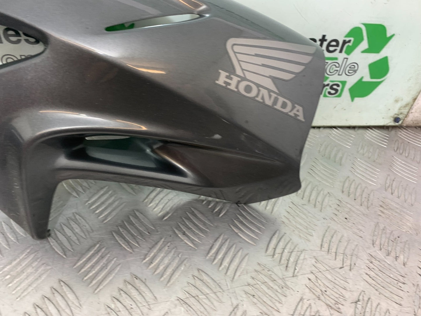 HONDA CBF600 CBF 600 LEFT FAIRING  YEAR 2004-07  (CMB1305)