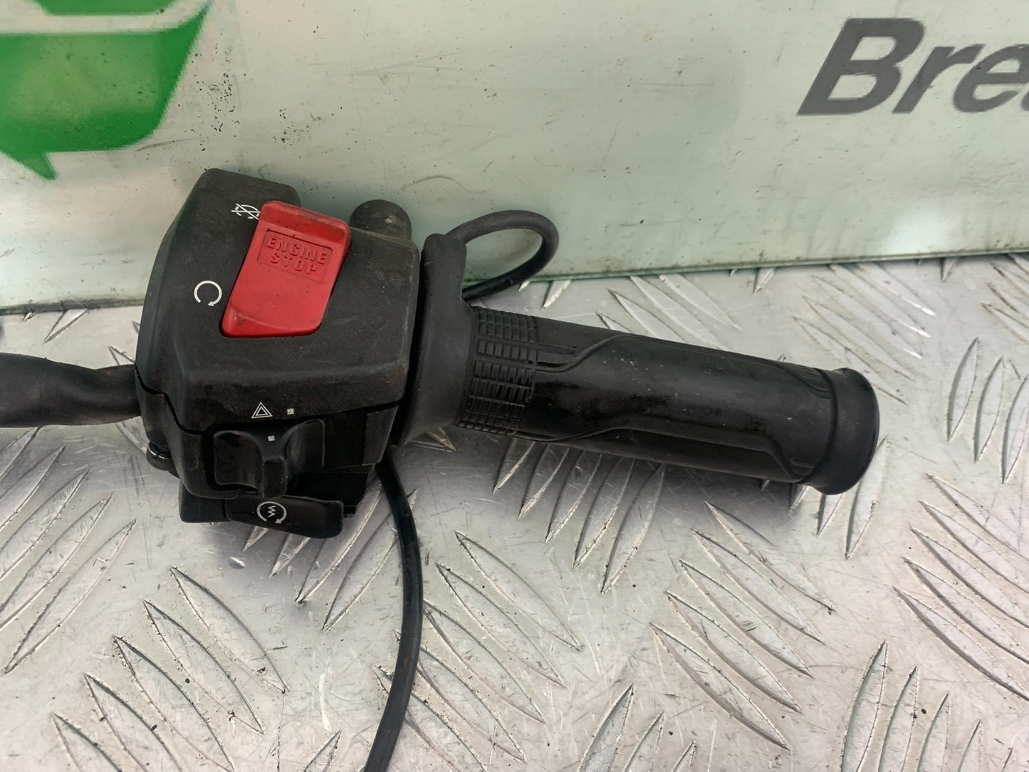 HONDA NT 700 V DEAUVILLE RIGHT SWITCH GEAR   YEAR 2006-2011 (CMB 2013)