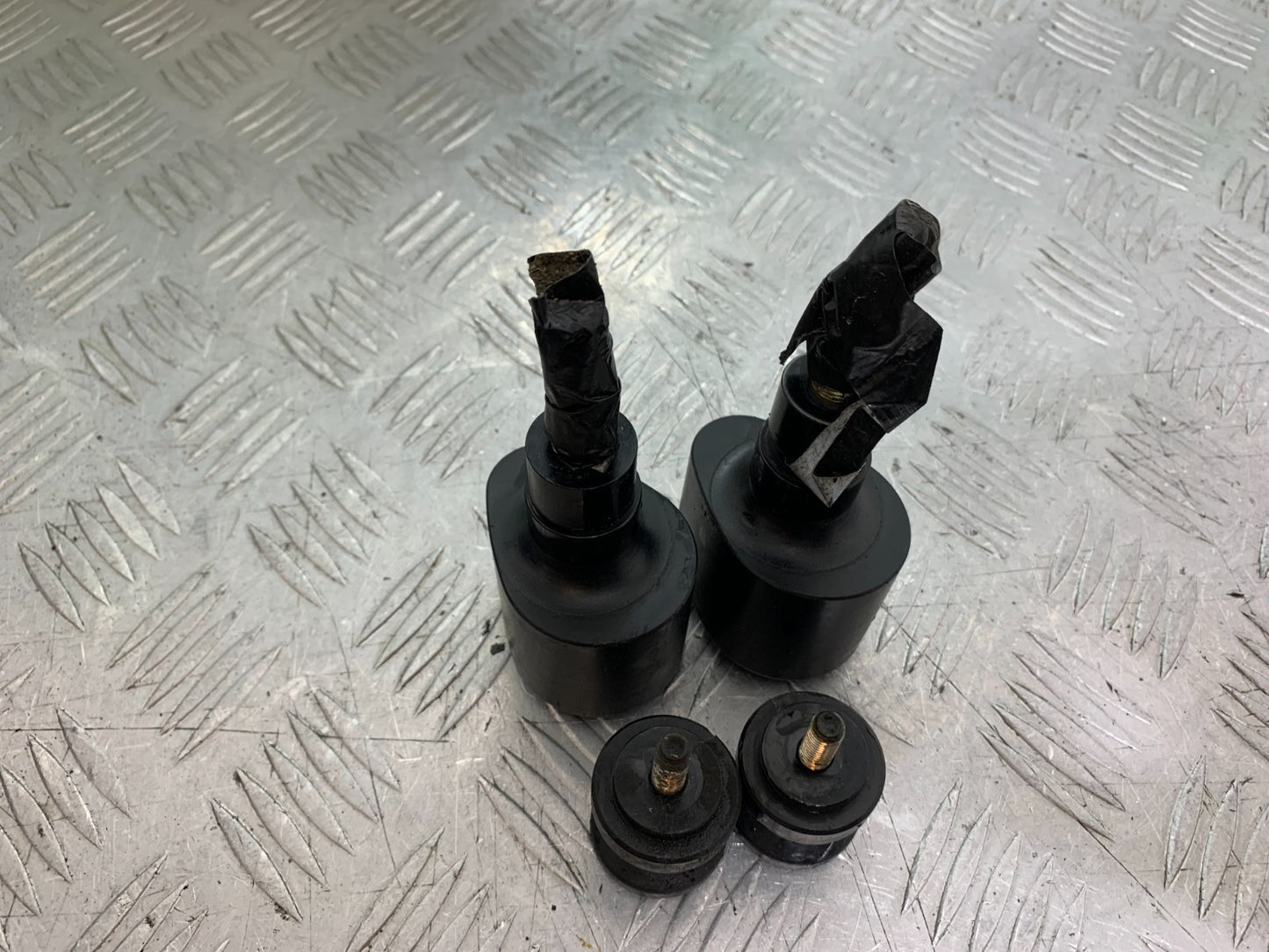 HONDA CBR1000 RR R&G CRASH PROTECTORS  YEAR  2008-2011  (CMB1330)
