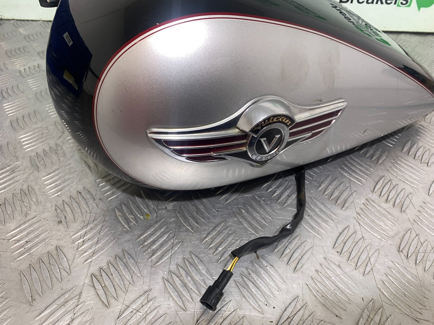 KAWASAKI VN1500 CLASSIC PETROL TANK  YEAR 1999 -2006 (CMB1166)