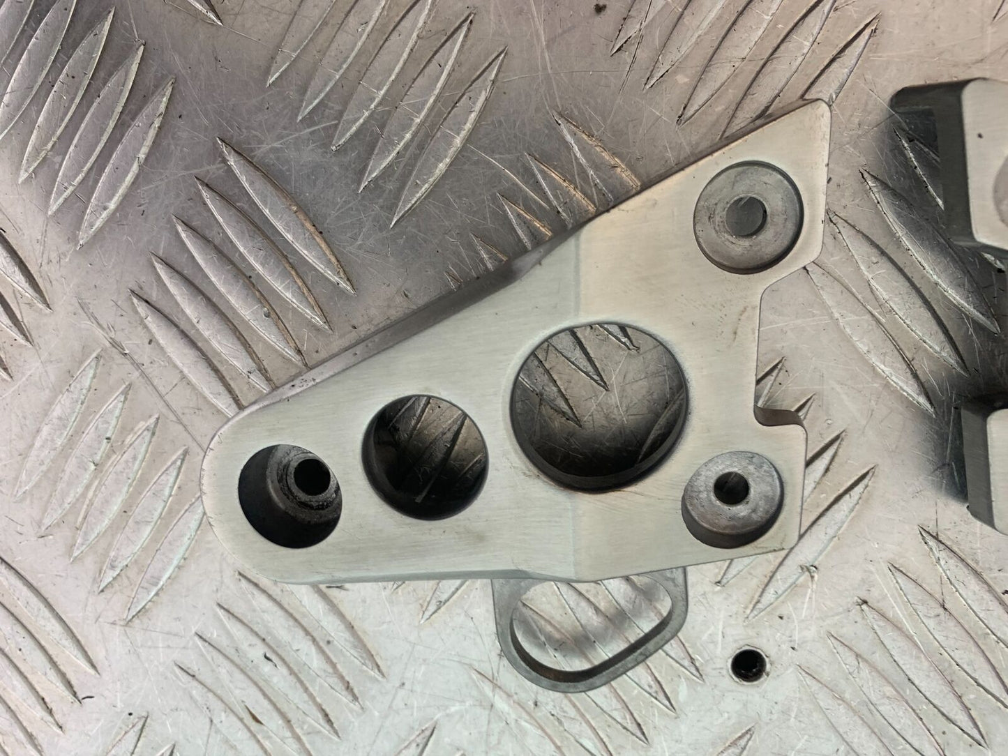 YAMAHA XSR900 XSR 900 HEADLIGHT BRACKETS   YEAR 2021-2022 (CMB1073)