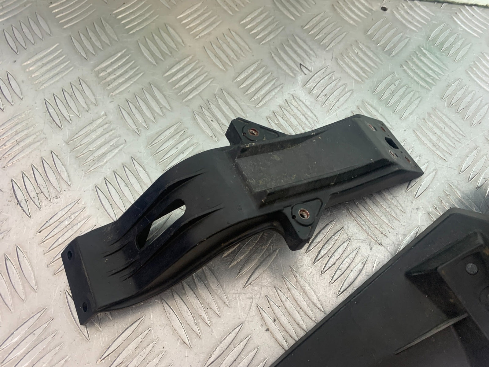 KAWASAKI ZX6R REAR MUDGUARD  YEAR 2009-2012 (CMB1136)