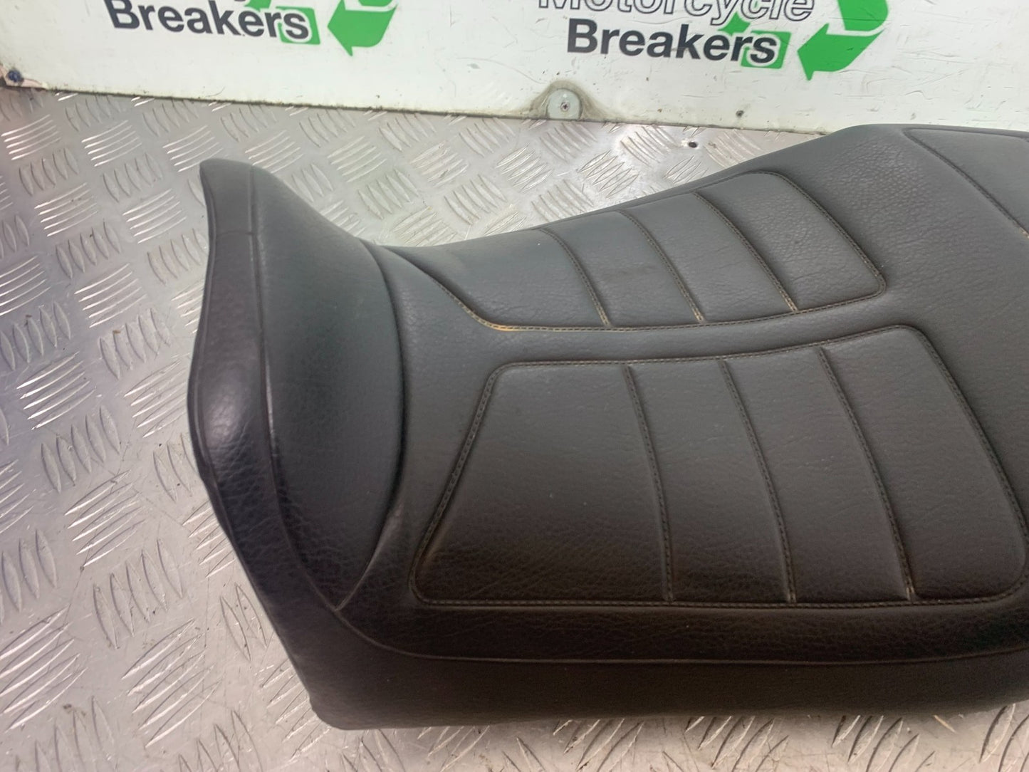 YAMAHA XJ900 XJ 900 DIVERSION SEAT   YEAR 1994-2002 (CMB1292)