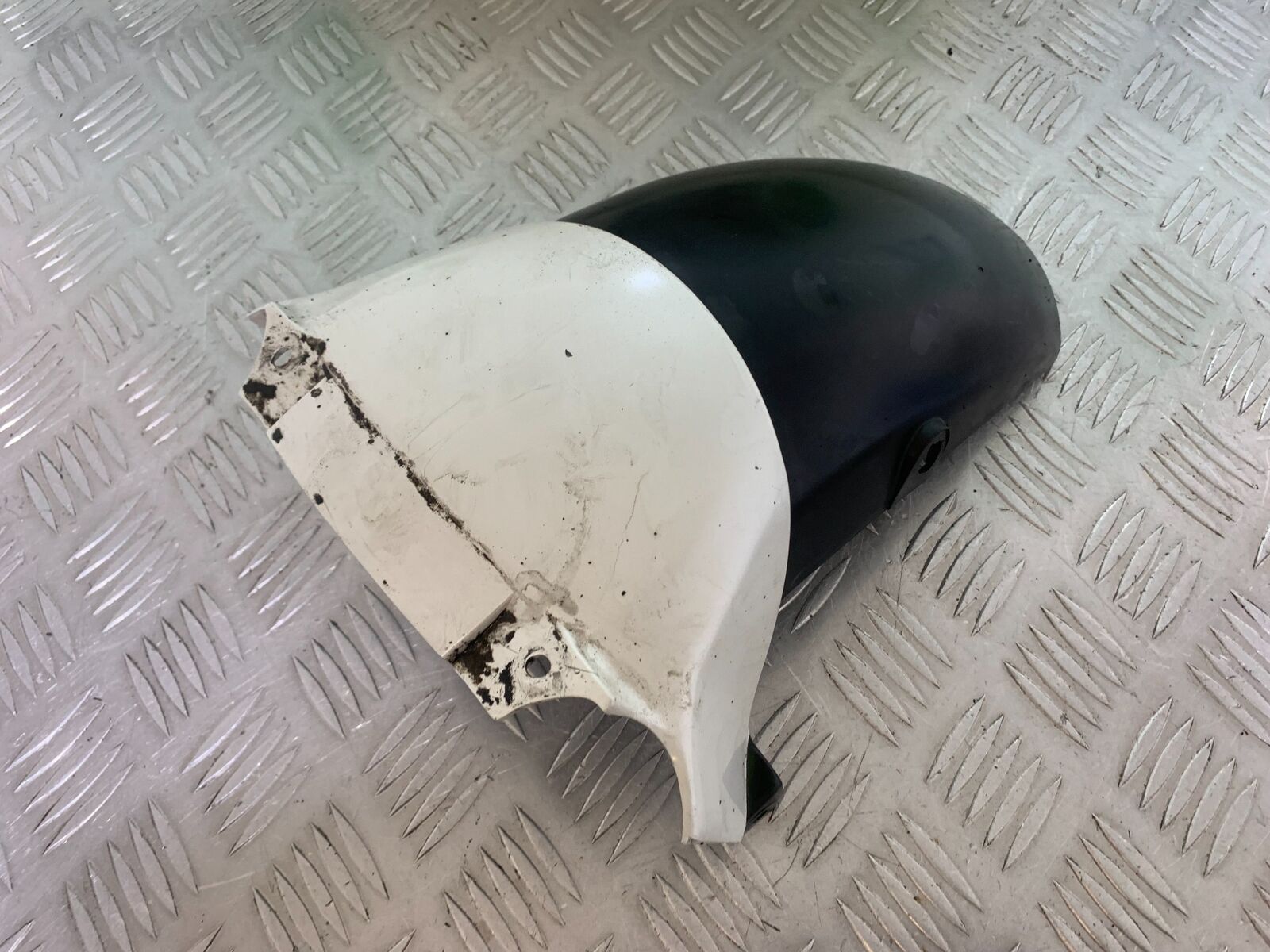 YAMAHA FJ1100 FJ 1100 FRONT MUDGUARD   YEAR 1984-1985 (CMB1101)