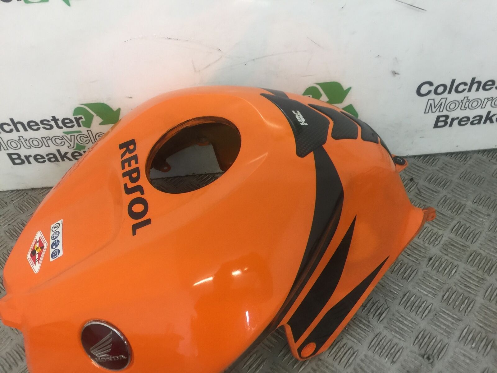 HONDA CBR600 CBR 600 RR PETROL TANK COVER  YEAR 2016 (STOCK 348)