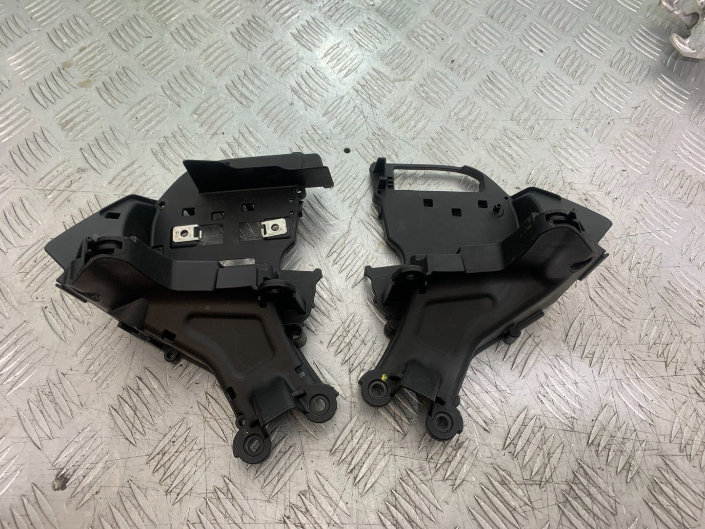 APRILIA TUONO 1000 V4R CLOCK MOUNTING BRACKET  YEAR 2011-13  (CMB1331)