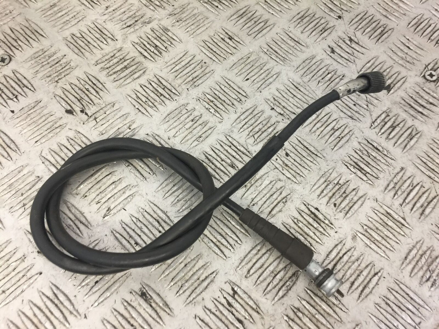 SUZUKI GSF1200  GSF 1200 BANDIT SPEEDO CABLE YEAR 1997 (STOCK 596)