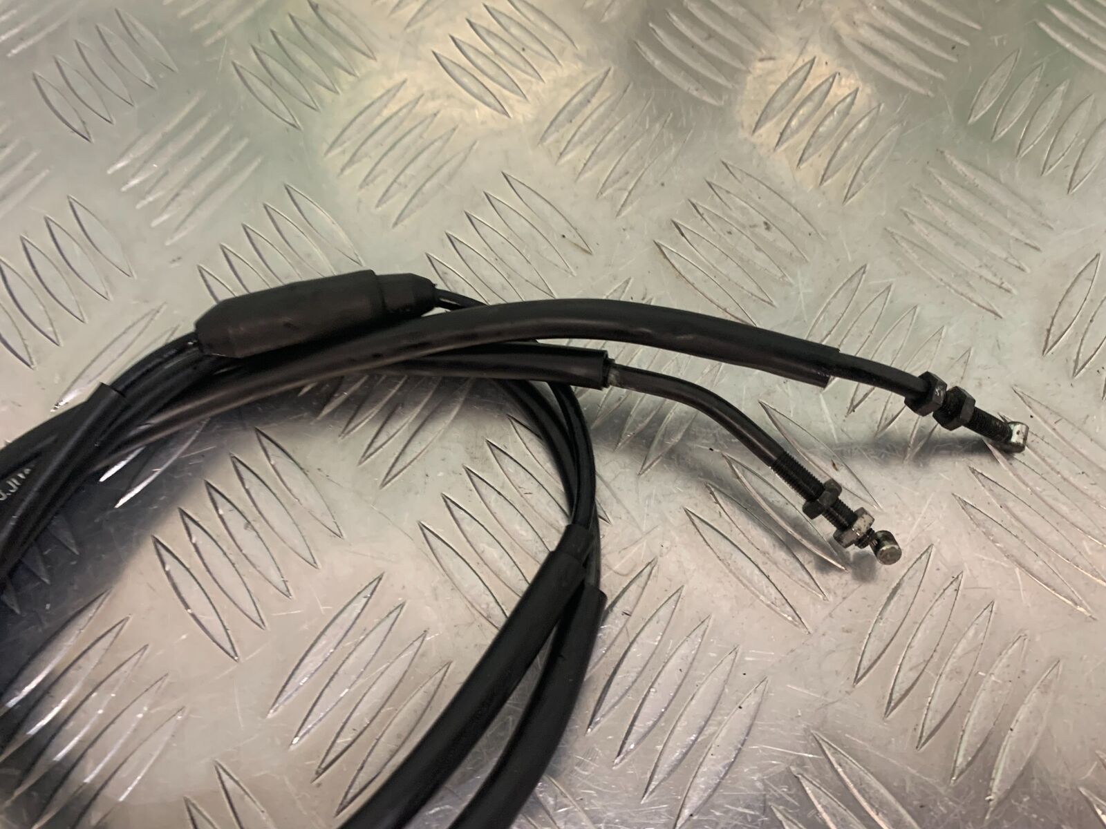 TRIUMPH 1050 SPRINT GT THROTTLE CABLES YEAR 2010-2014 (STOCK 979)