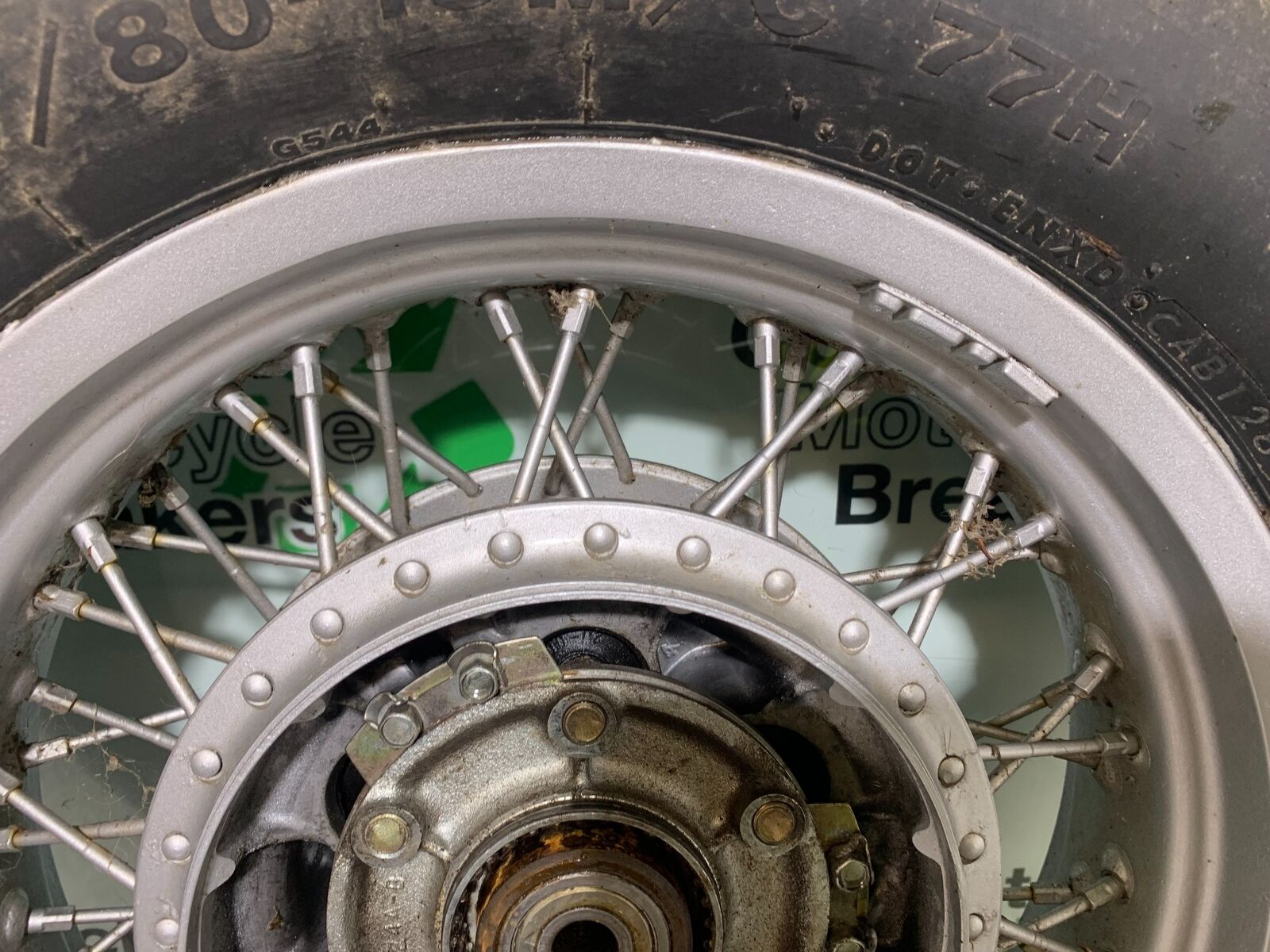 SUZUKI VS1400 VS 1400 INTRUDER REAR WHEEL  YEAR 1988 (CMB1077)