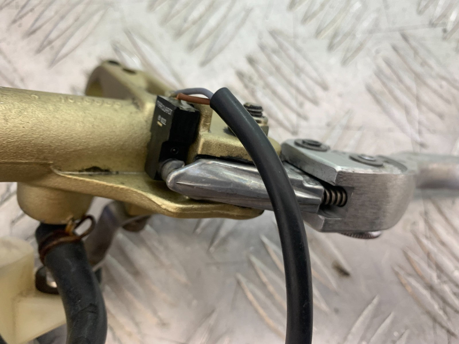 DUCATI 996 SPS 748 916 998 BRAKE MASTER CYLINDER   1999-2000 (CMB1209)