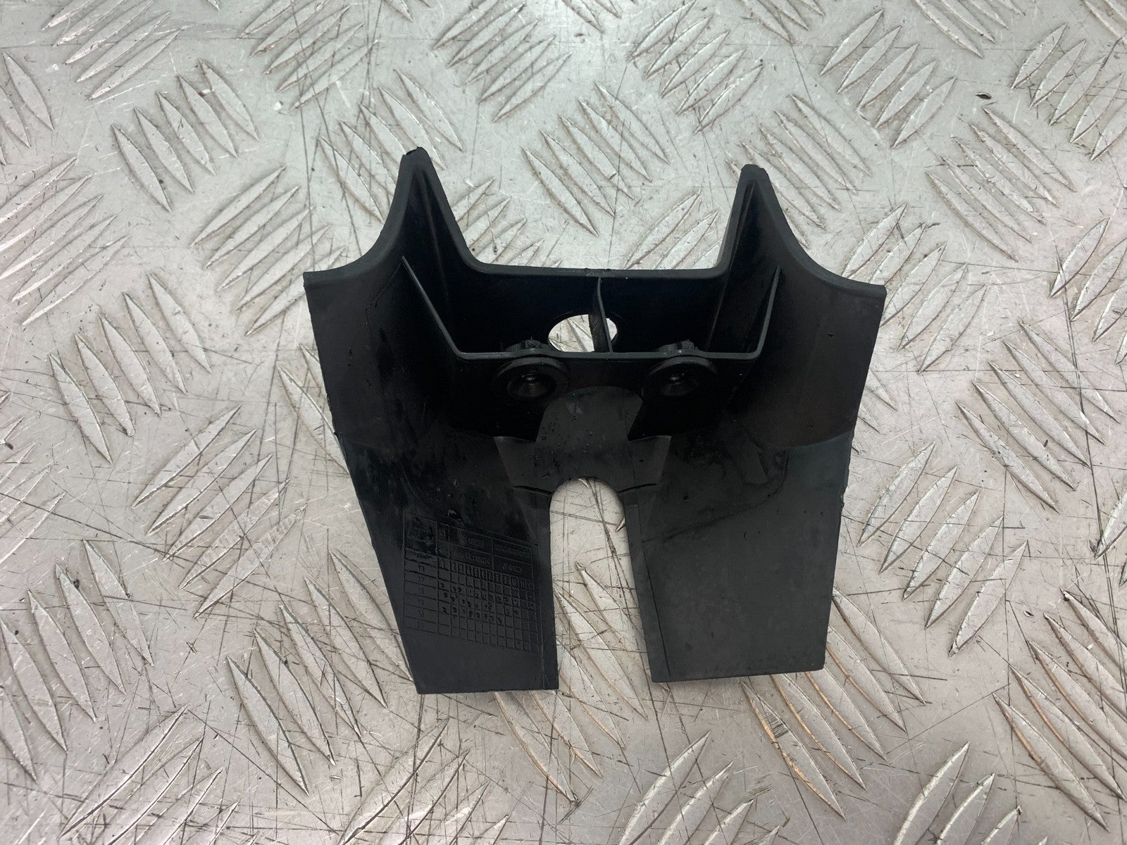 KTM DUKE 125 IGNITION SWITCH COVER  YEAR 2017-2022 (CMB1222)