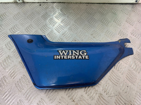 HONDA GL500 GL 500 SILVERWING LEFT SEAT PANEL   YEAR 1981-82 (CMB1168)