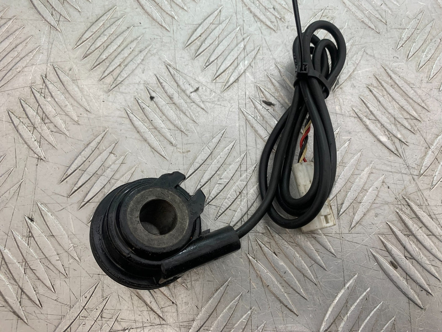 YAMAHA FZS600 FAZER 600 SPEEDO DRIVE  YEAR 1998-2001 (CMB1267)