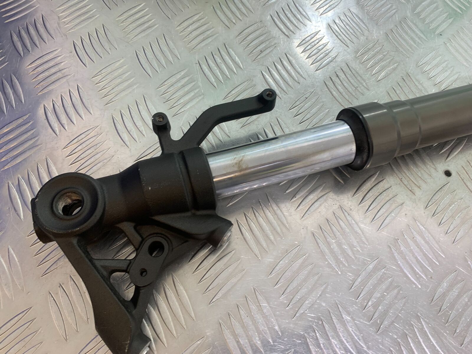 KAWASAKI Z1000 Z 1000 SX LEFT FORK  YEAR 2011-13 (CMB1000)