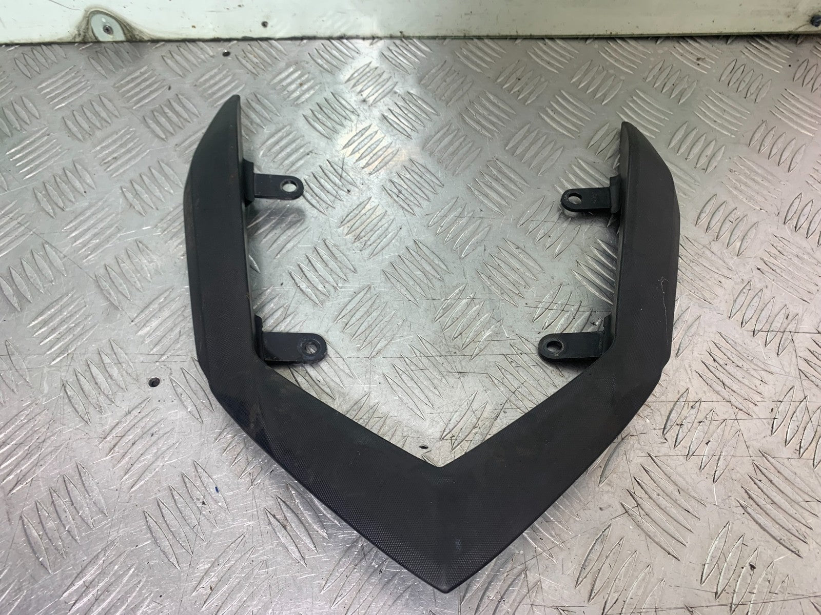 YAMAHA XJ6 XJ6-S GRAB RAIL  YEAR 2009-2015  (CMB1212)