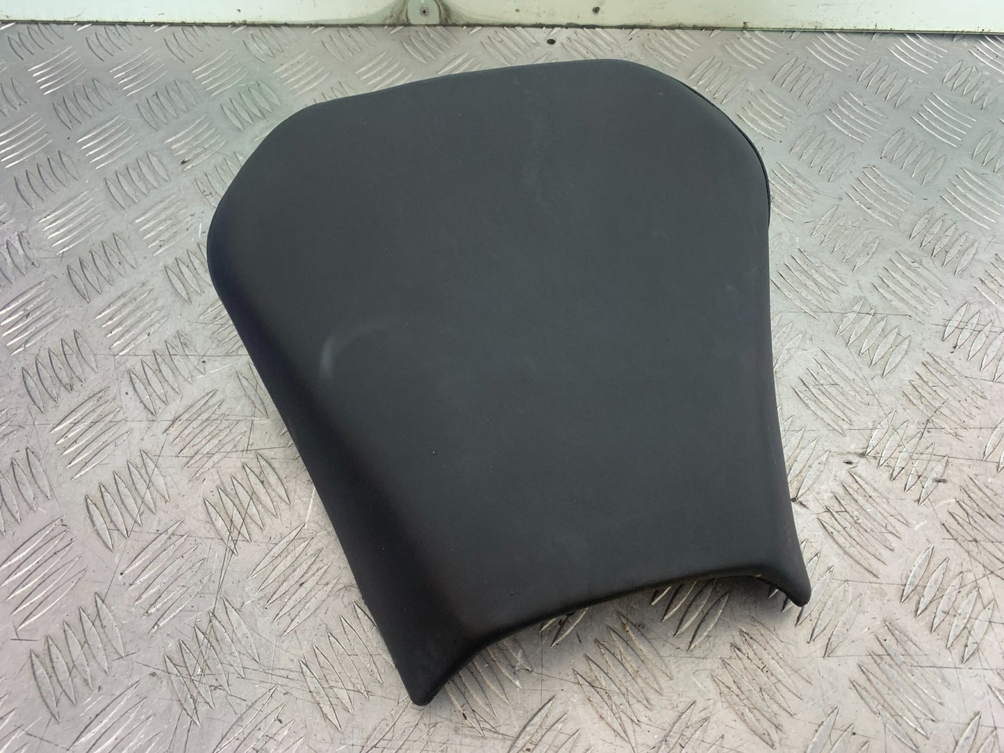 APRILIA RSV1000 R FACTORY MILLE FRONT SEAT   2004-09 (CMB1203)