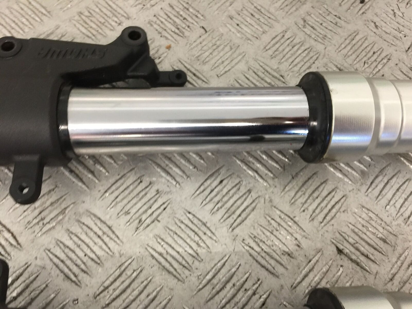 HONDA CB600 CB 600 F-9 HORNET FORKS  2009 (STOCK 869)