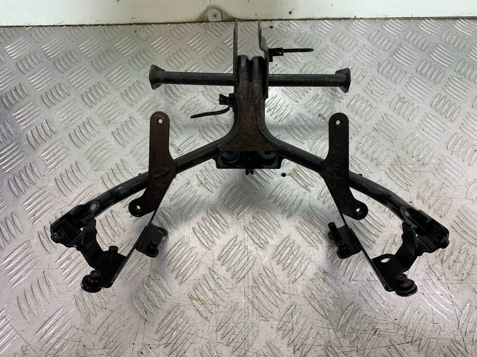 HONDA CBF600 CBF 600 FAIRING BRACKET  YEAR 2004 -07 (CMB1247)