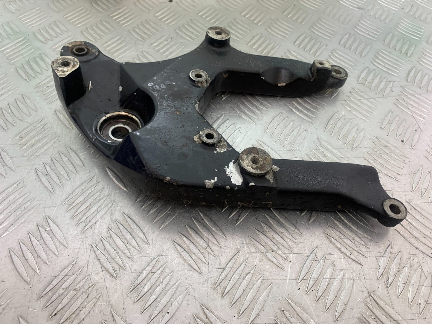 SUZUKI AN 200 UH 200 EXHAUST MOUNT YEAR 2007-2009 (CMB1256)