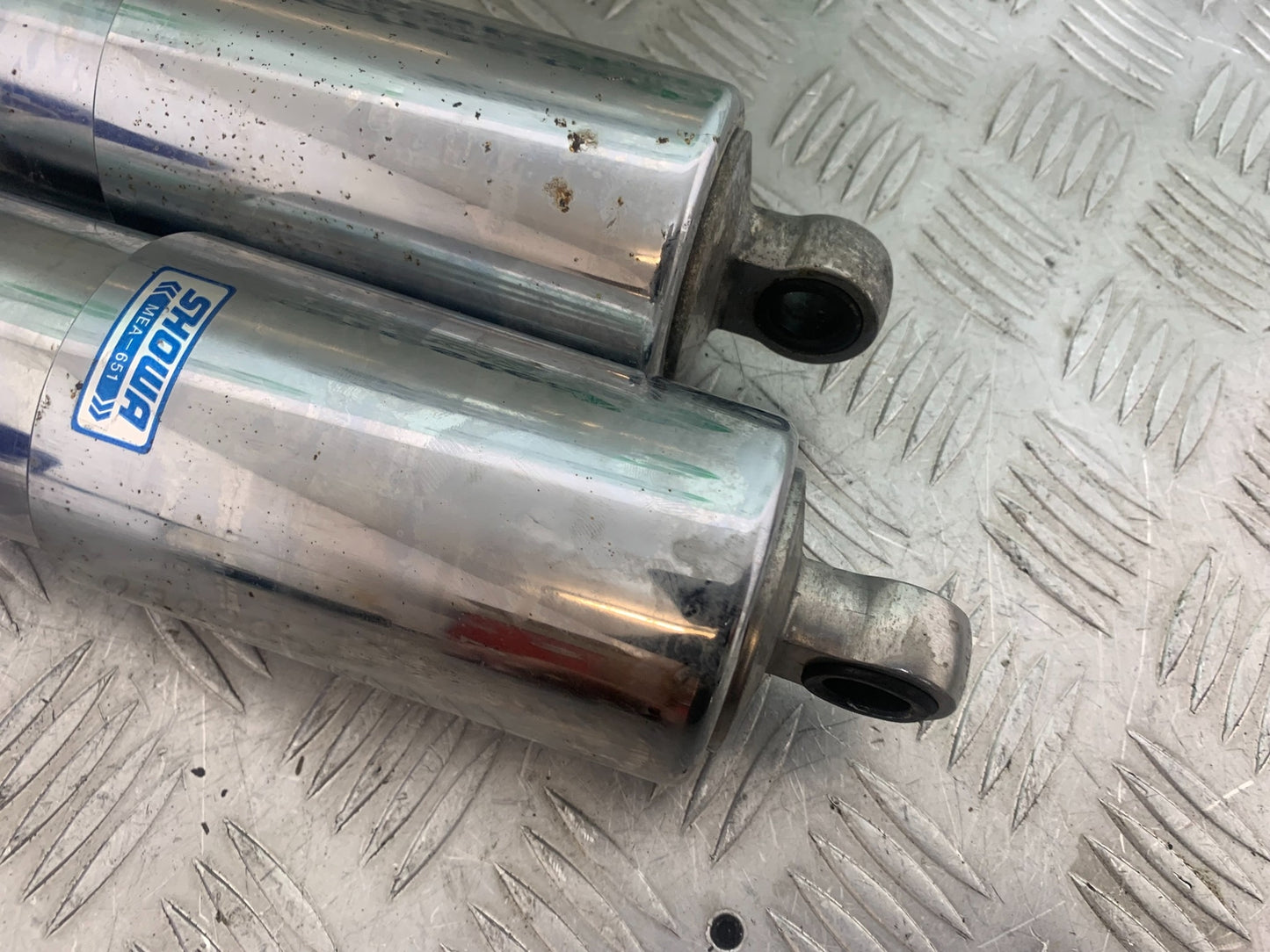 HONDA VTX1300 S-6 REAR SHOCK  YEAR 2004-09 (CMB1159)