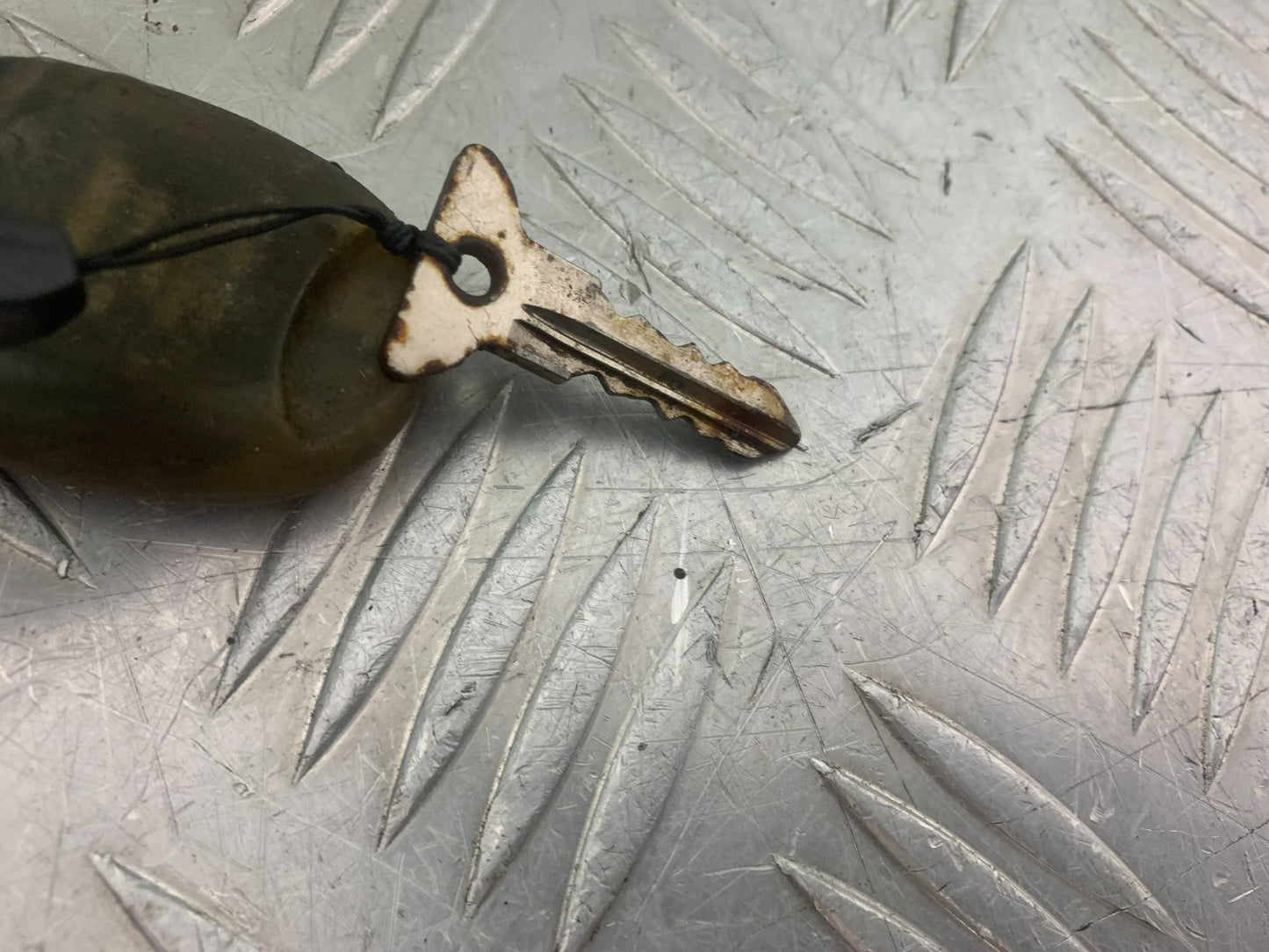 BMW K1200 K 1200 LT LOCKS AND KEY    YEAR 1999-07 (CMB1271)