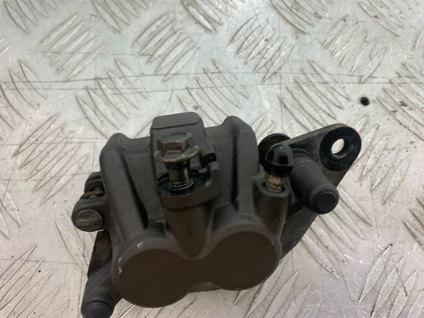 YAMAHA XMAX 300 FRONT BRAKE CALIPER YEAR 2017-2020 (CMB1218)