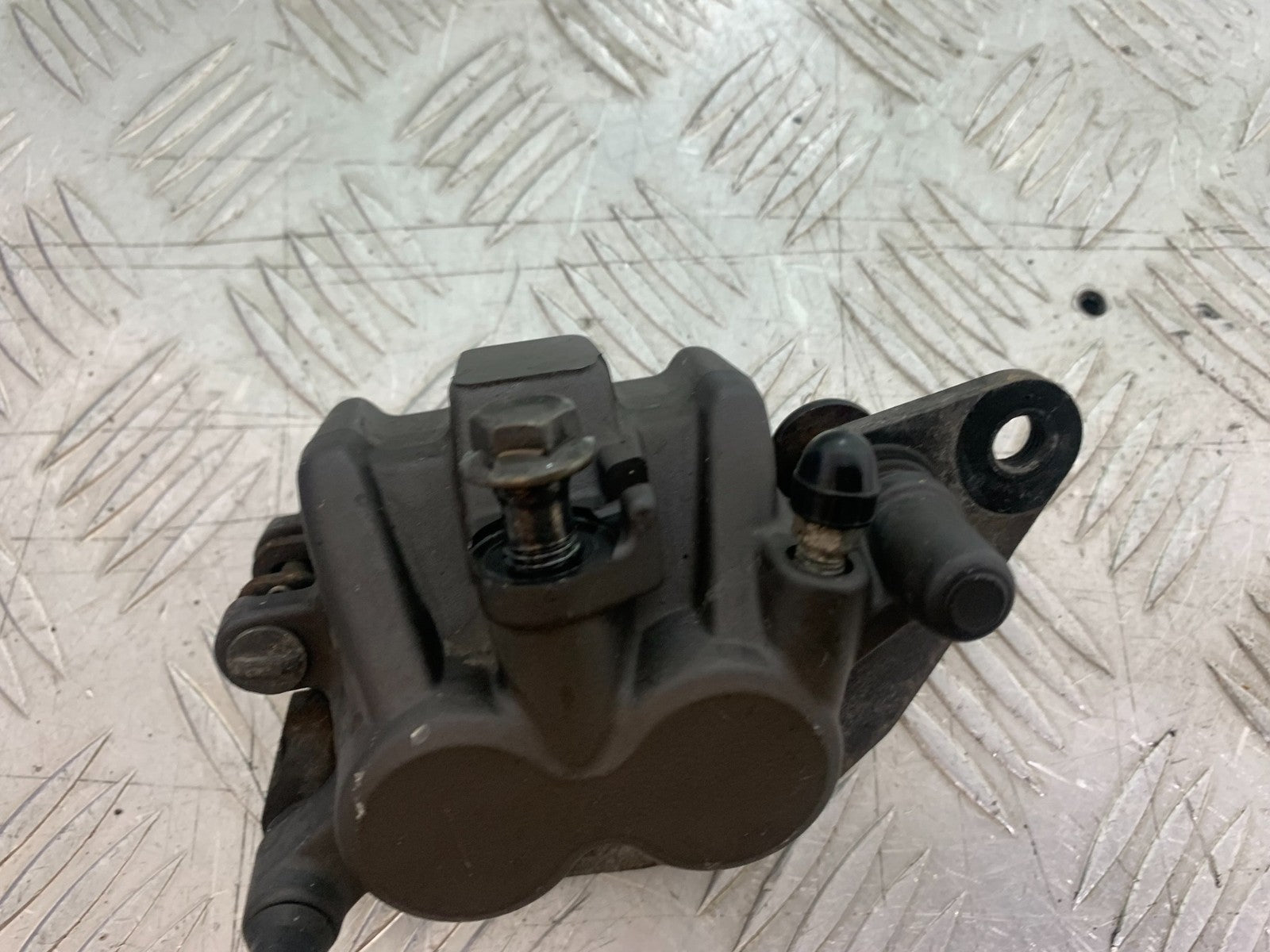 YAMAHA XMAX 300 FRONT BRAKE CALIPER YEAR 2017-2020 (CMB1218)