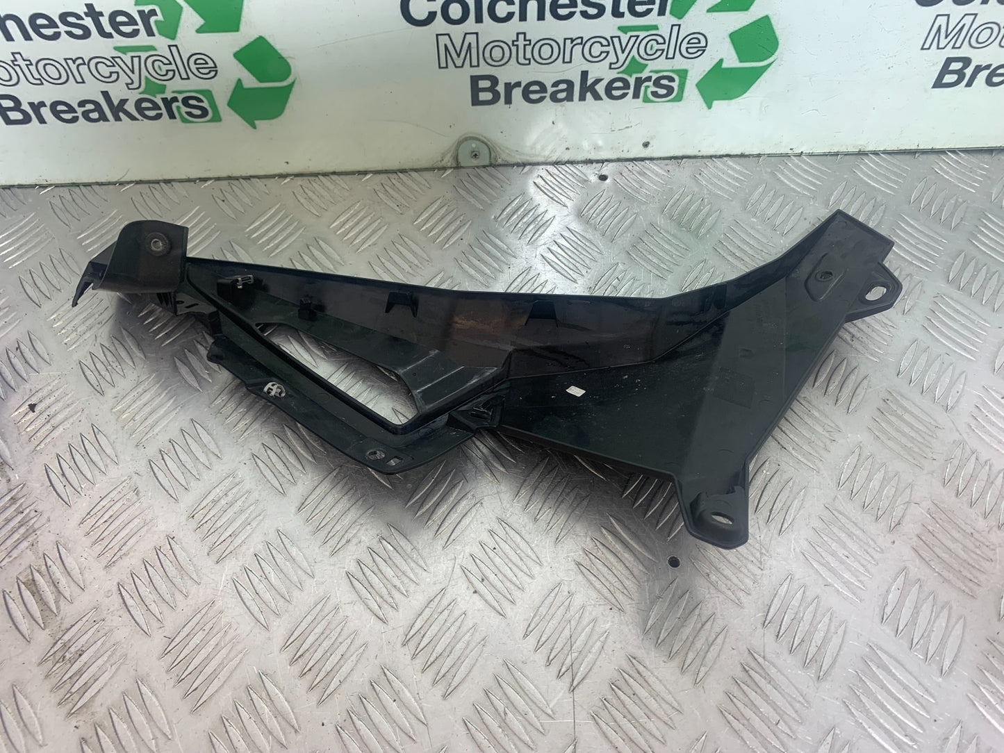 BMW M1000 R LEFT FAIRING PANEL YEAR 2023-2024 (CMB1140)