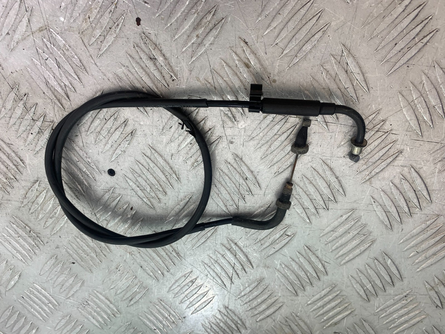 ROYAL ENFIELD HIMALAYAN 411 THROTTLE CABLE  YEAR 2018-2023 (CMB1322)