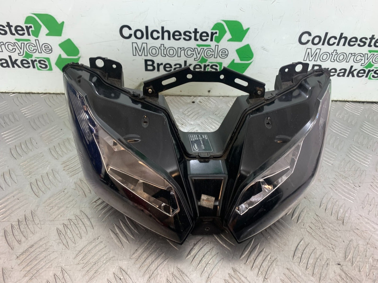 KAWASAKI 650 VERSYS HEADLIGHT YEAR 2015-2018 (CMB1288)