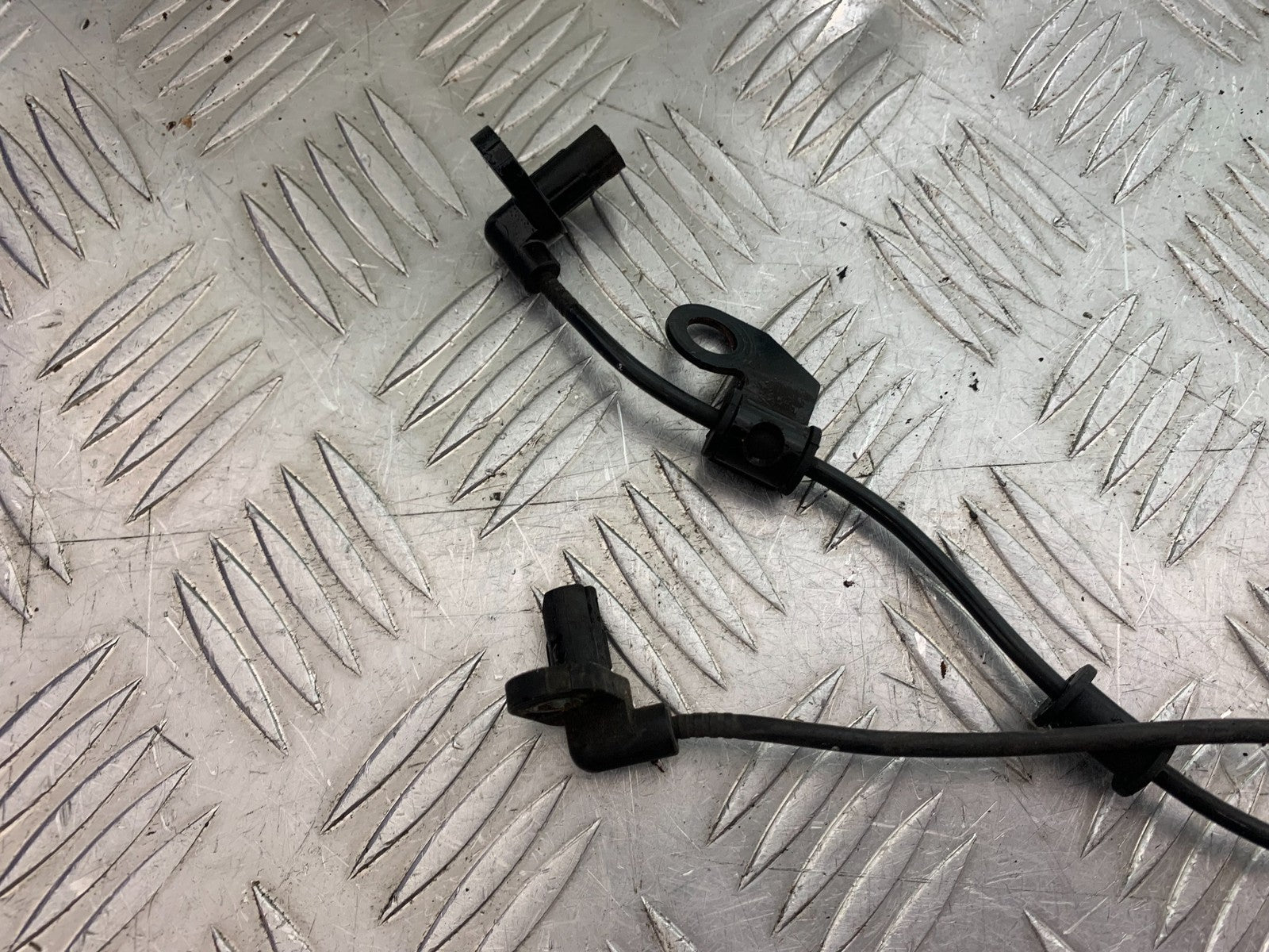 YAMAHA NMAX-125 N MAX 125 FRONT AND REAR ABS SENSORS   YEAR 2015-2020  (CMB1231)