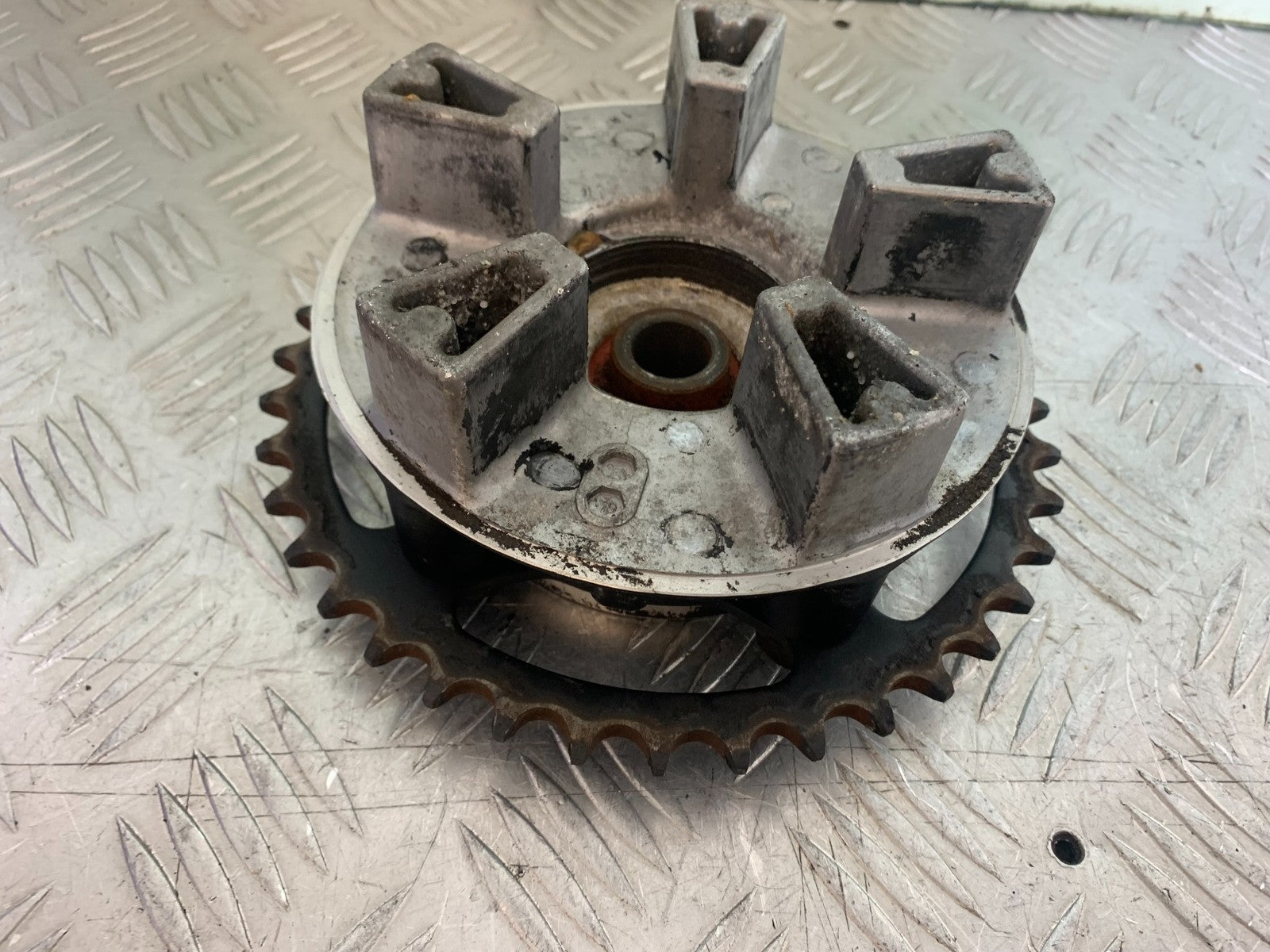 HONDA NC750 NC 750 X SPROCKET CARRIER YEAR 2019 (CMB1223)