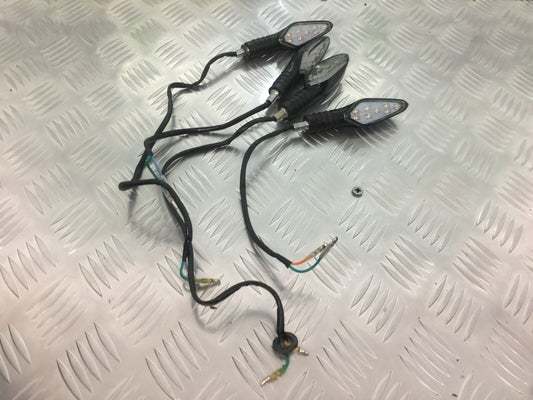 SINNIS TERRAIN 125 FRONT AND REAR INDICATORS  YEAR 2020 (STOCK 921)