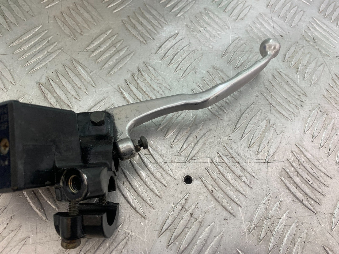 YAMAHA XV1100 XV 1100 VIRAGO FRONT BRAKE MASTER CYLINDER  1990-1999 (CMB1243)