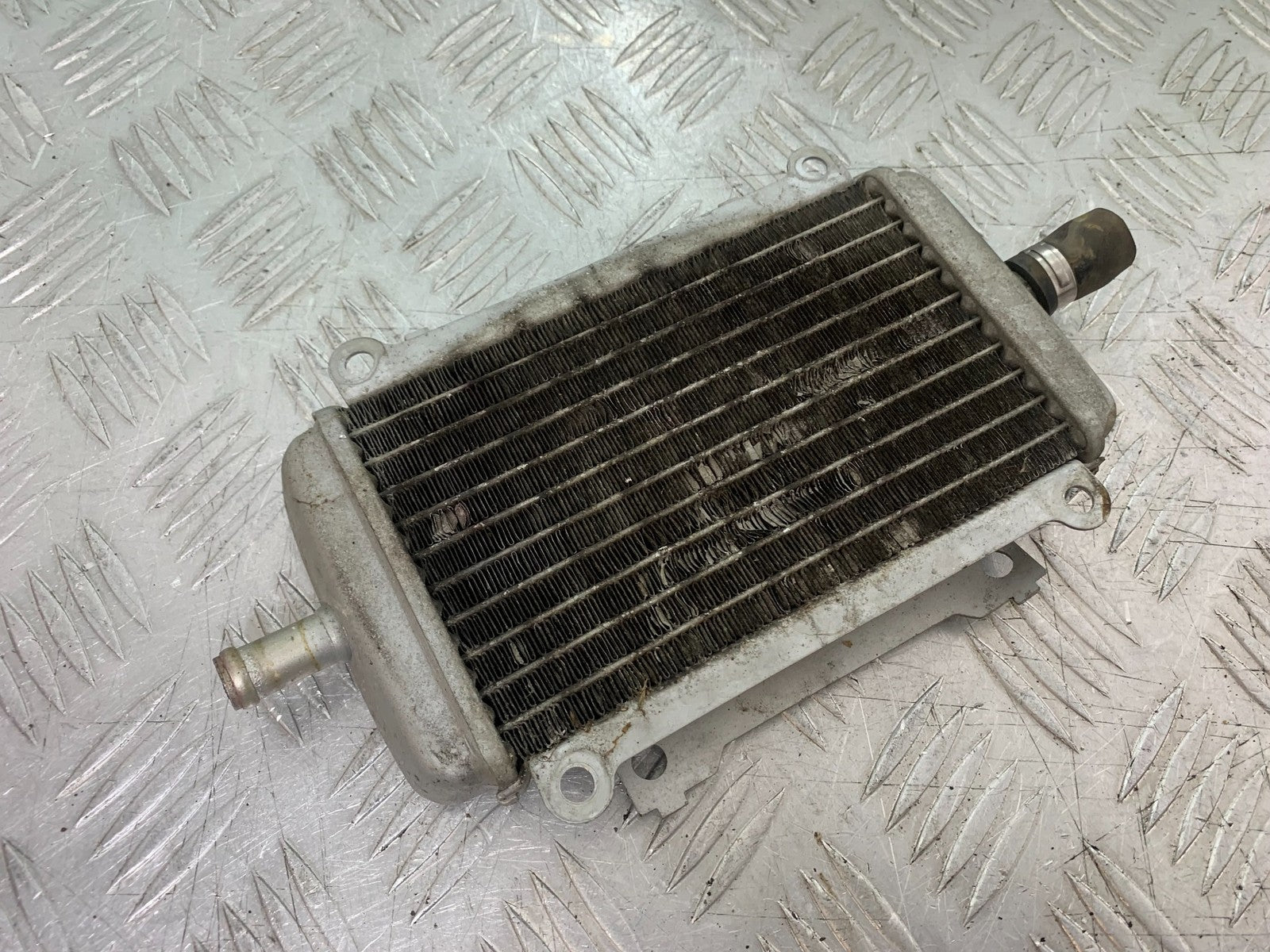 PIAGGIO VESPA GTS 125 RADIATOR YEAR 2012 (CMB1261)