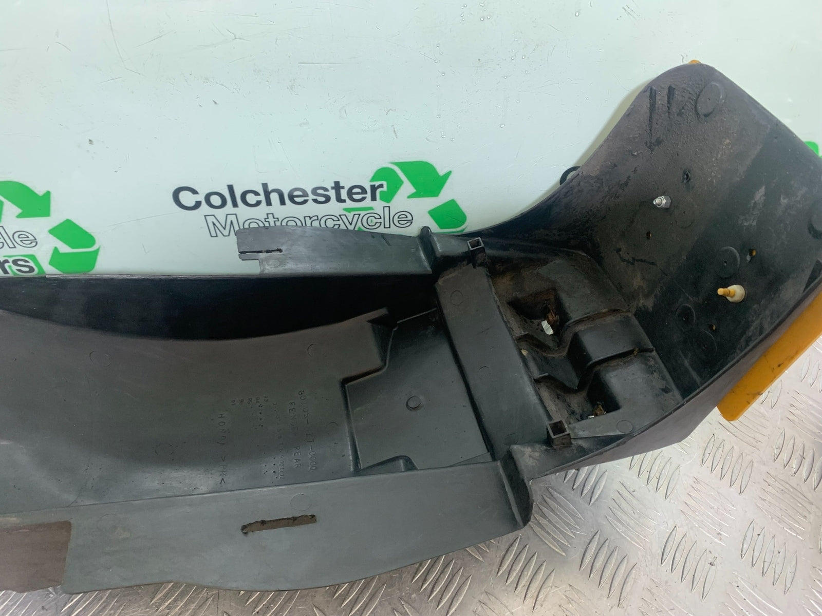 HONDA VFR750 VFR 750 REAR MUDGUARD  YEAR 1994-1997 (CMB1156)