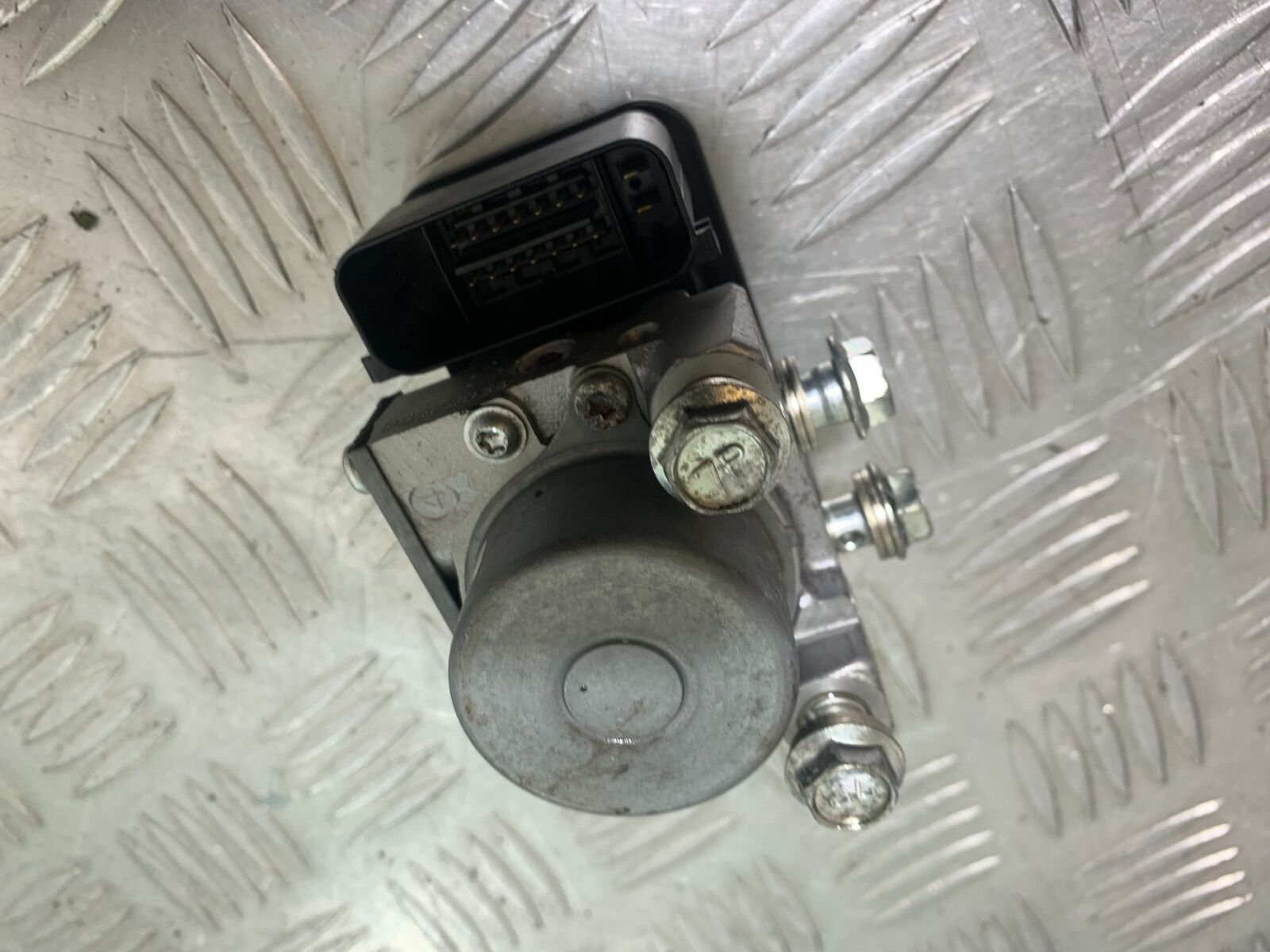 SUZUKI AN400 AN 400 BURGMAN ABS PUMP  YEAR 2017-2024 (CMB1118 )