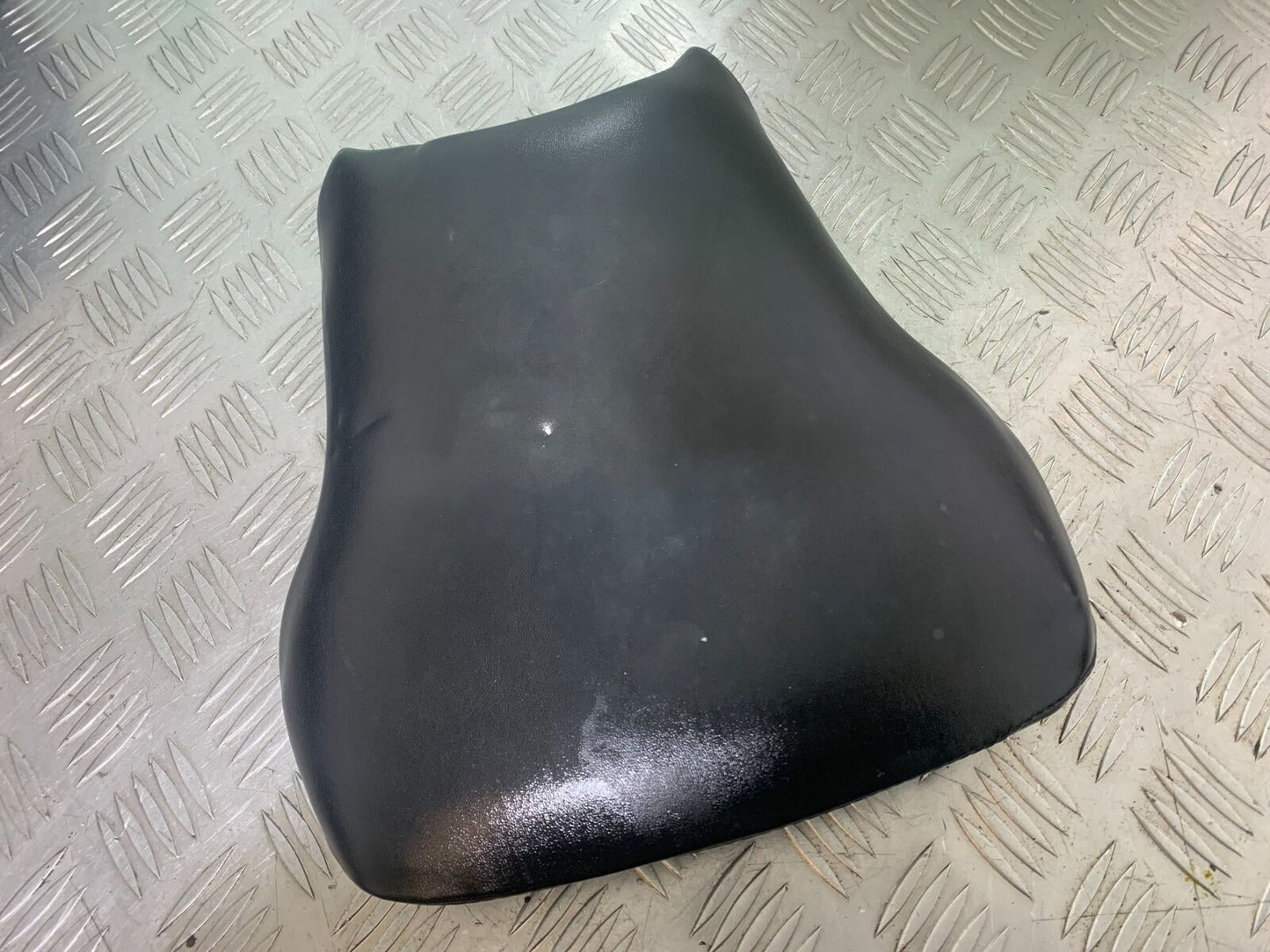 HONDA CBR600 CBR 600 RR FRONT SEAT YEAR 2003-2004 CMB1086)