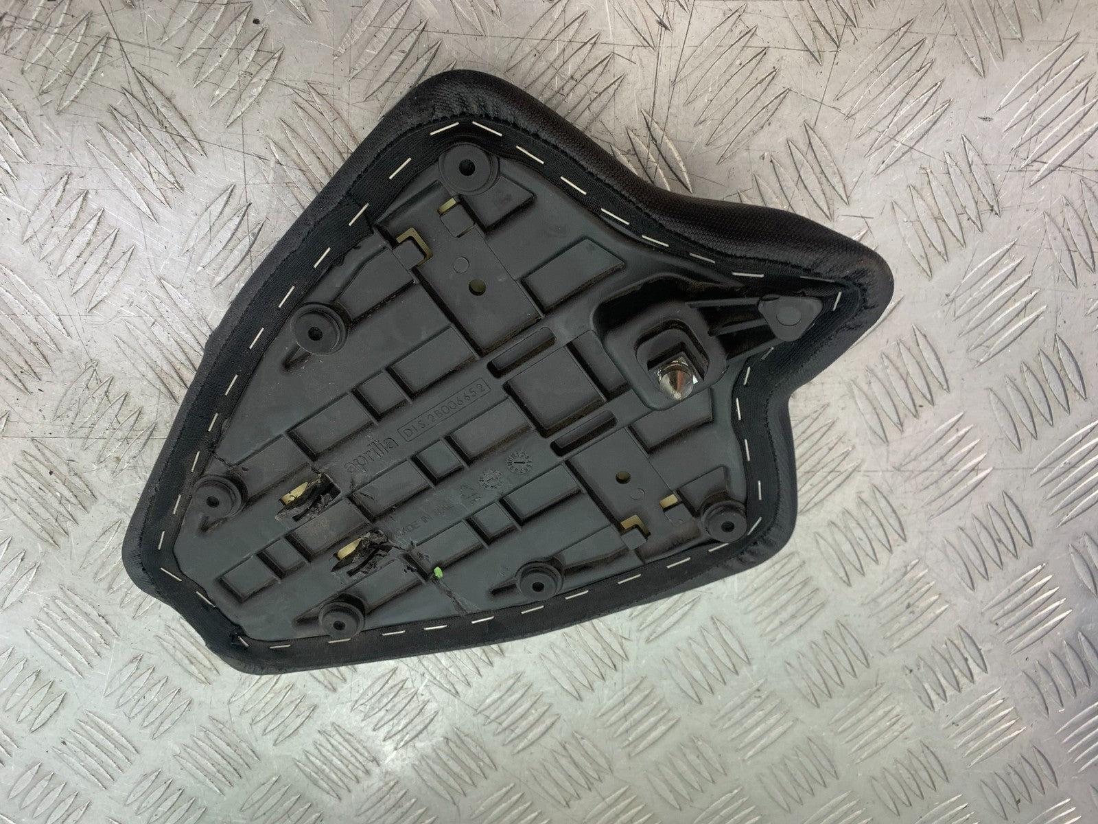APRILIA RS660 RS 660 REAR SEAT   YEAR 2020-2024 (CMB1202)