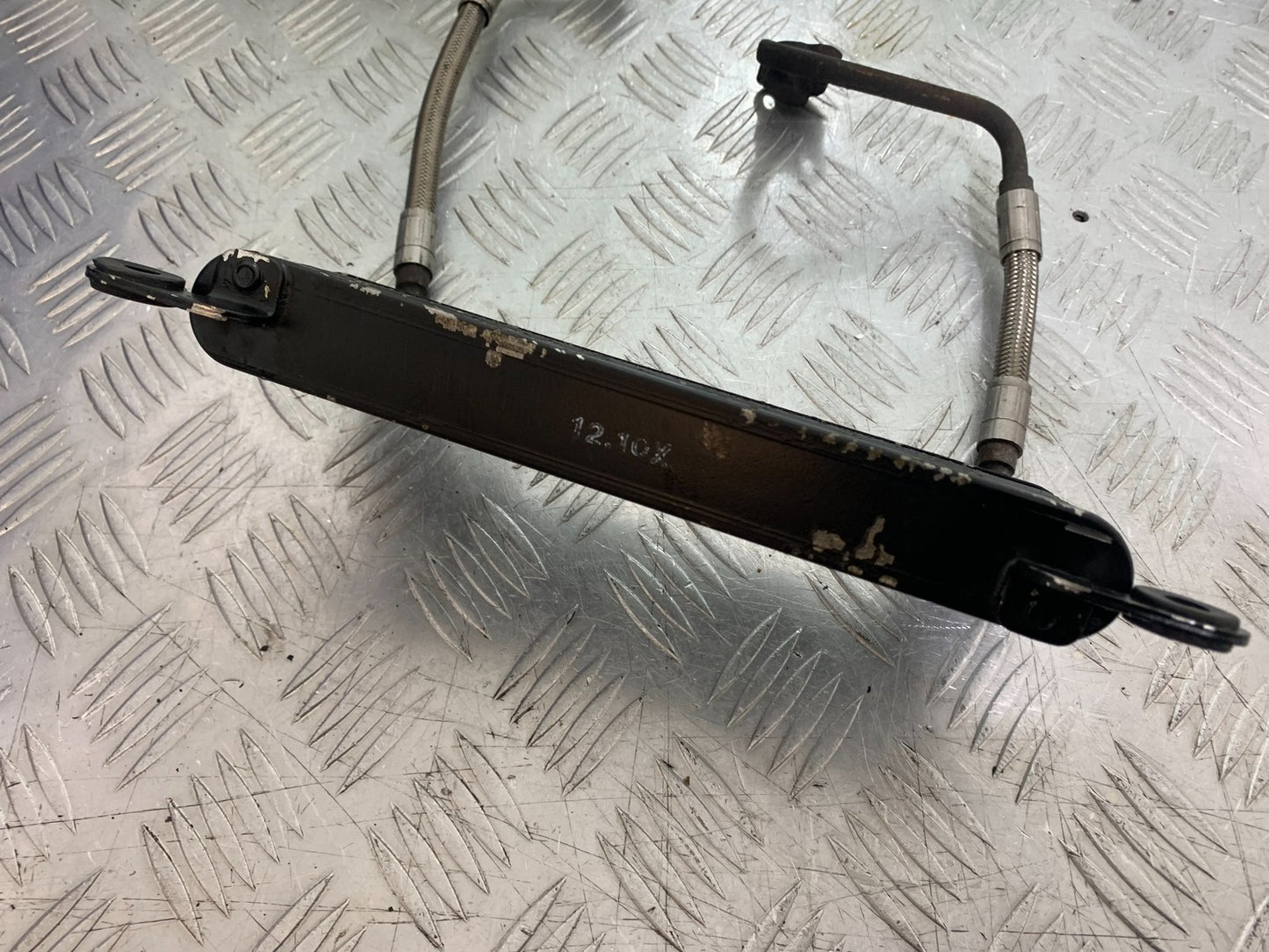 TRIUMPH 1050 SPRINT ST OIL COOLER AND LINES 2003-2011 (CMB1285)